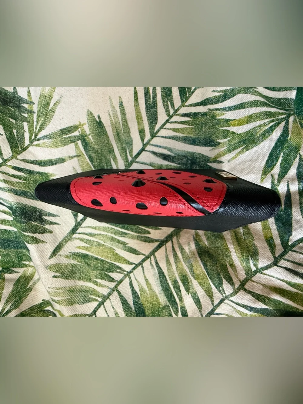 Kate Spade Red/Black Ladybug Passport Wallet“Turn over a new leaf” Pristine!